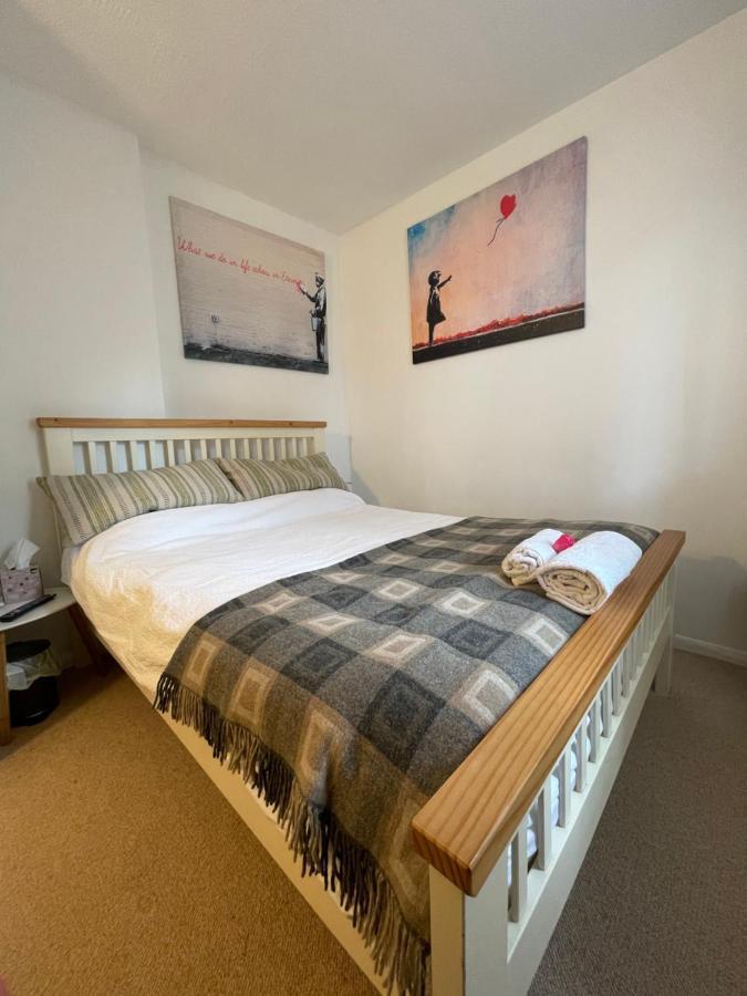 Apartamento Grundy House Uxbridge Exterior foto