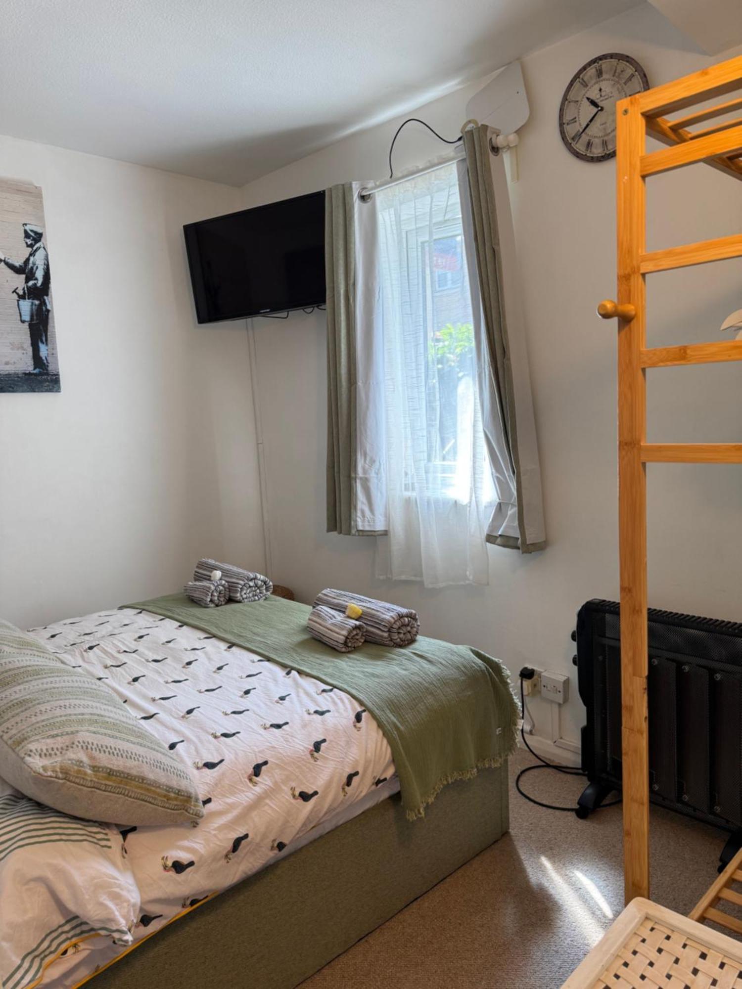 Apartamento Grundy House Uxbridge Exterior foto